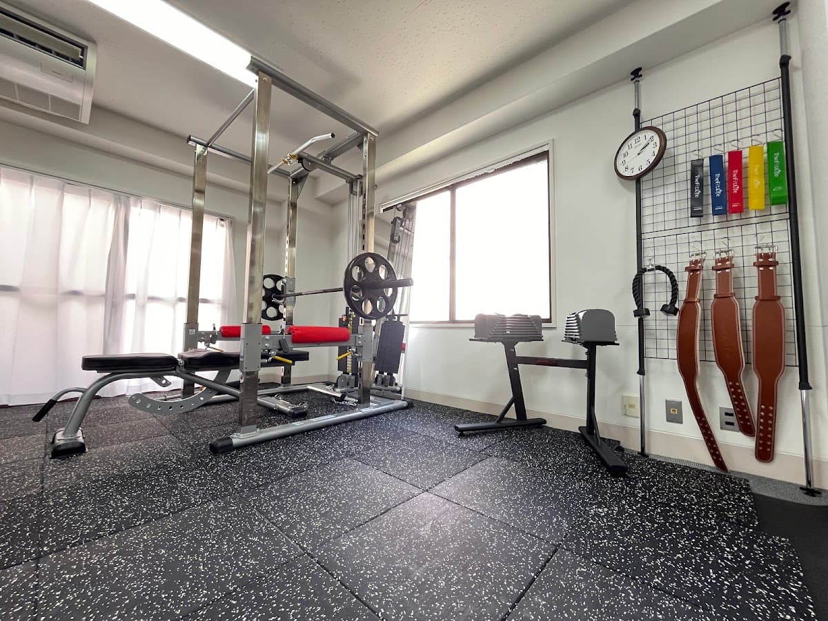 MIYAZAKI GYM神楽坂店