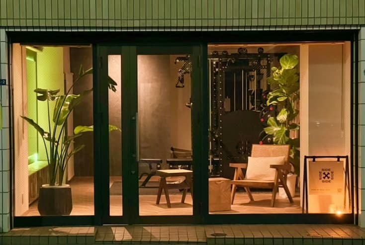 Side by Side Gym パーソナルトレーニングジム 東新宿 若松河田