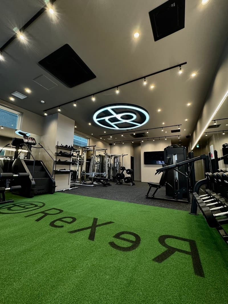 ReXeR PeRSoNaL GyM 梅田中津