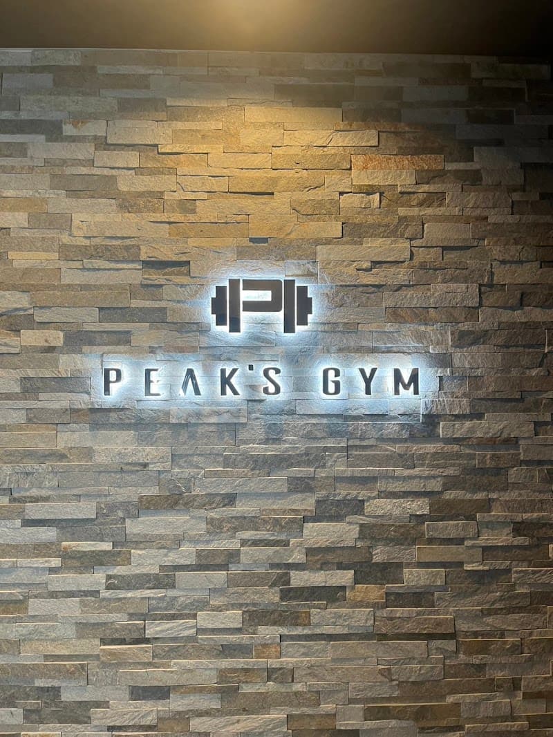 PEAK'S GYM(ピークジム)池袋店
