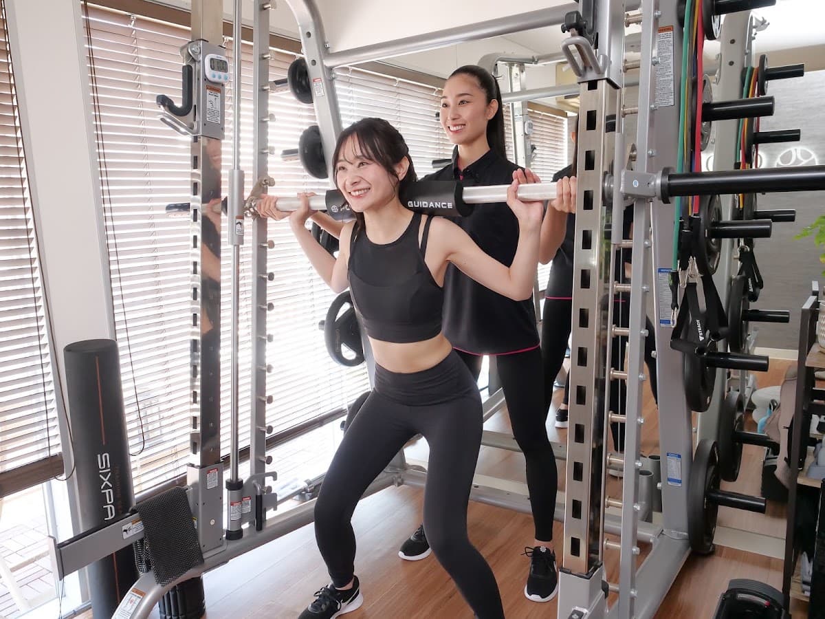 パーソナルトレーニング×ピラティス QOOL bodymake gym心斎橋【クール】