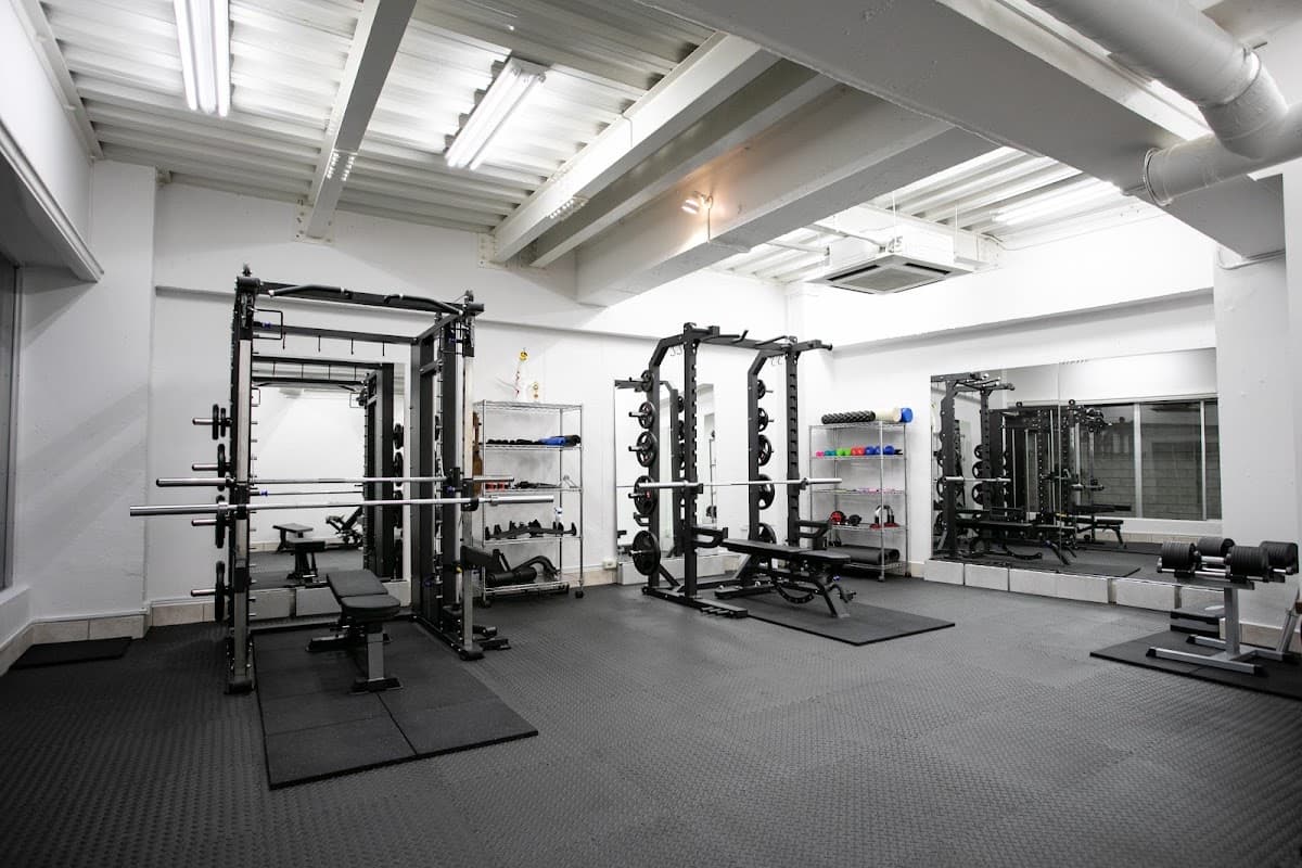 CLIFF GYM