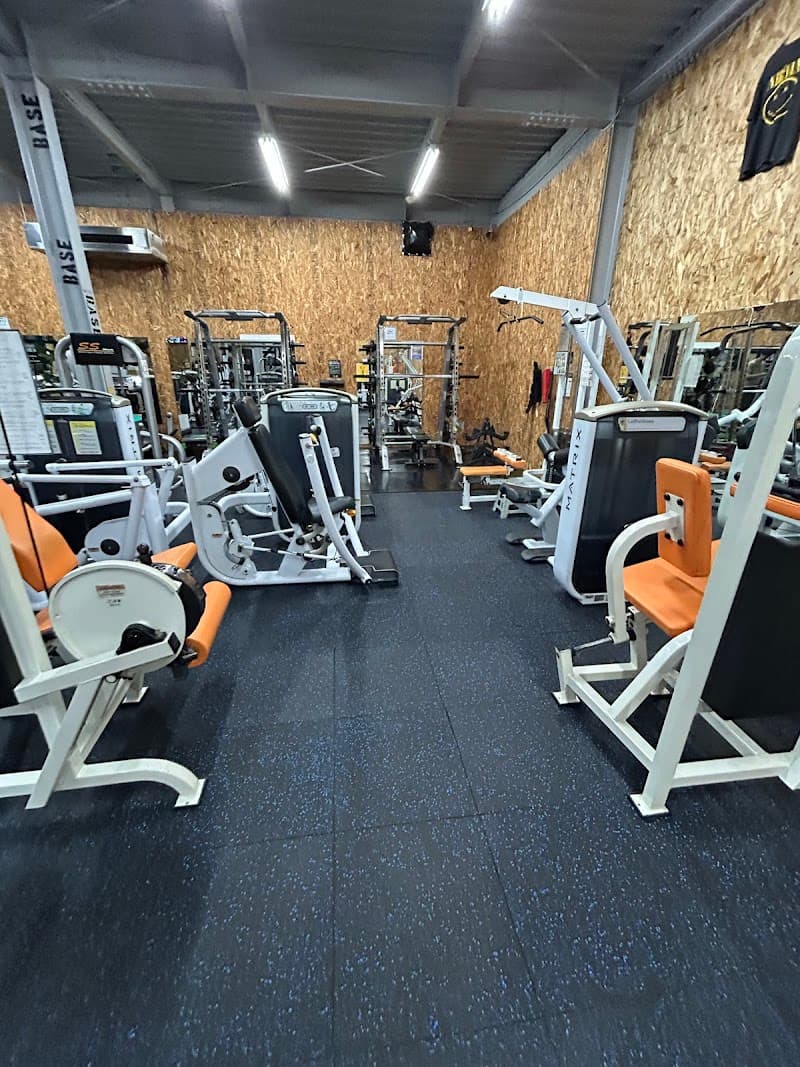徳島市24時間フィットネスジム WORKOUTBASE24(ワークアウトベース24)