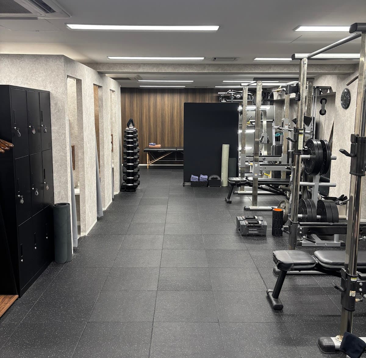 ASPI関内店 パーソナルトレーニングジム