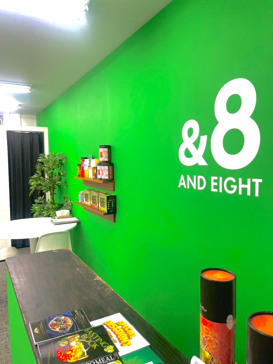 &8 川越店