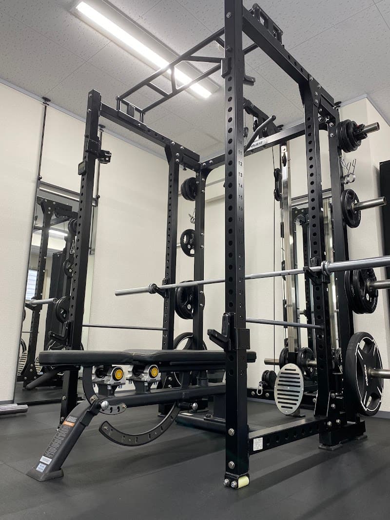 パーソナルジム V12 岡本店(Personal Gym V12 Okamoto)